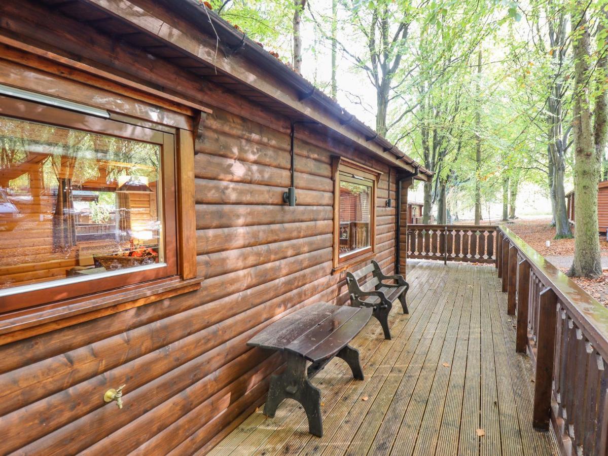 Leafy Hollow Lodge Louth  Exteriör bild