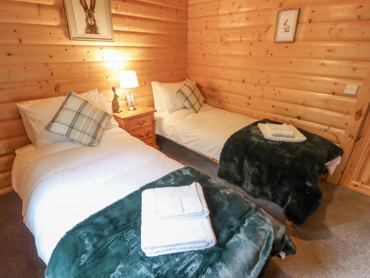 Leafy Hollow Lodge Louth  Exteriör bild